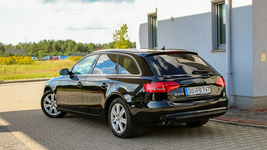 AUDI A4 Avant -