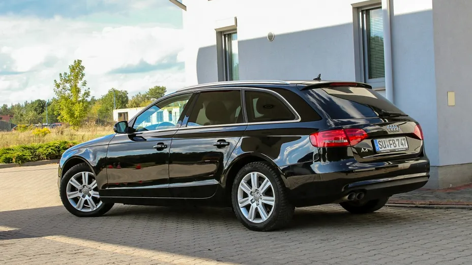 AUDI A4 Avant -