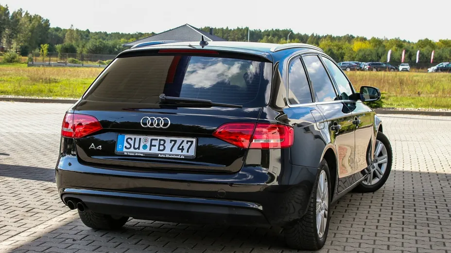 AUDI A4 Avant -