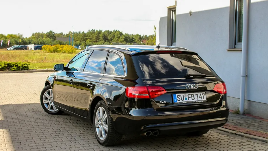 AUDI A4 Avant -