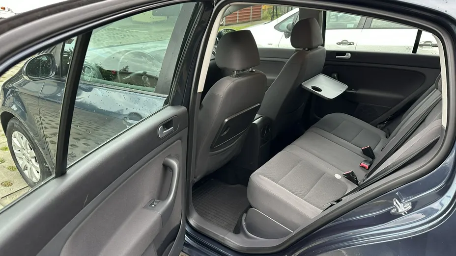 VOLKSWAGEN Golf Plus -