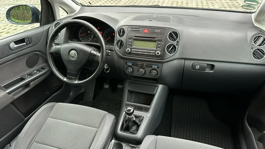 VOLKSWAGEN Golf Plus -