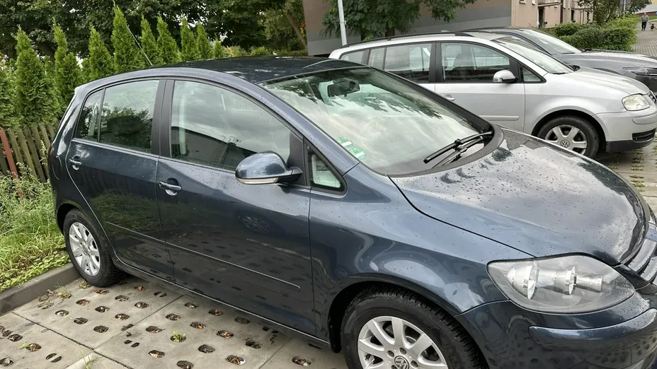 VOLKSWAGEN Golf Plus -