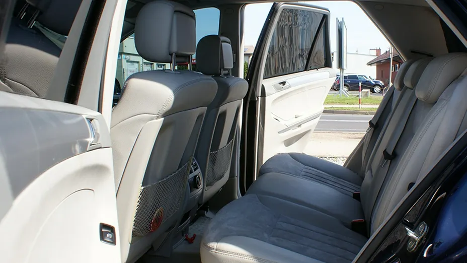 MERCEDES-BENZ ML -