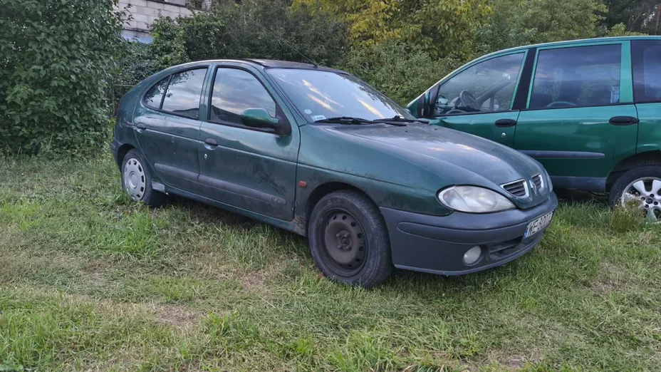 RENAULT Megane -