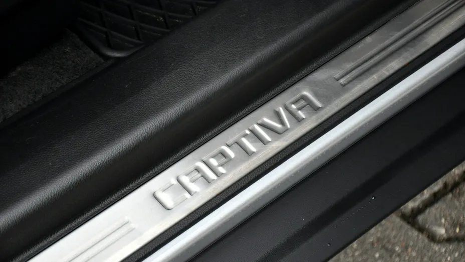CHEVROLET Captiva -