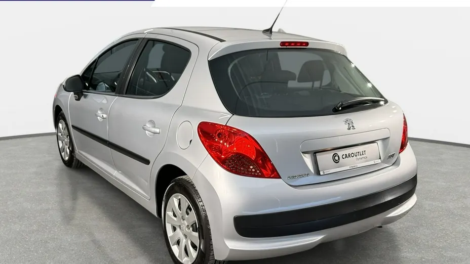PEUGEOT 207 -