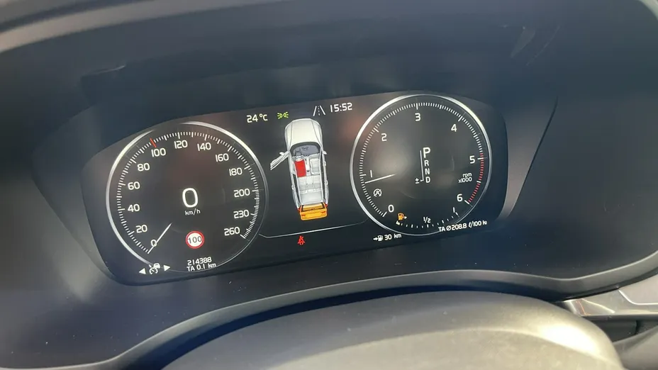 VOLVO V60 -