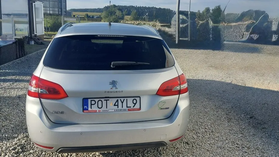 PEUGEOT 308 -
