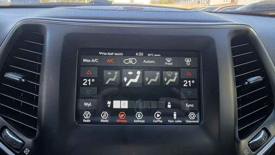 JEEP Cherokee -