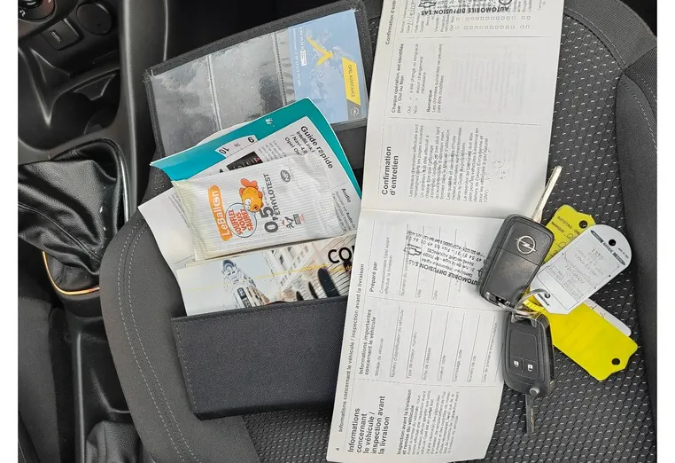 OPEL Corsa -