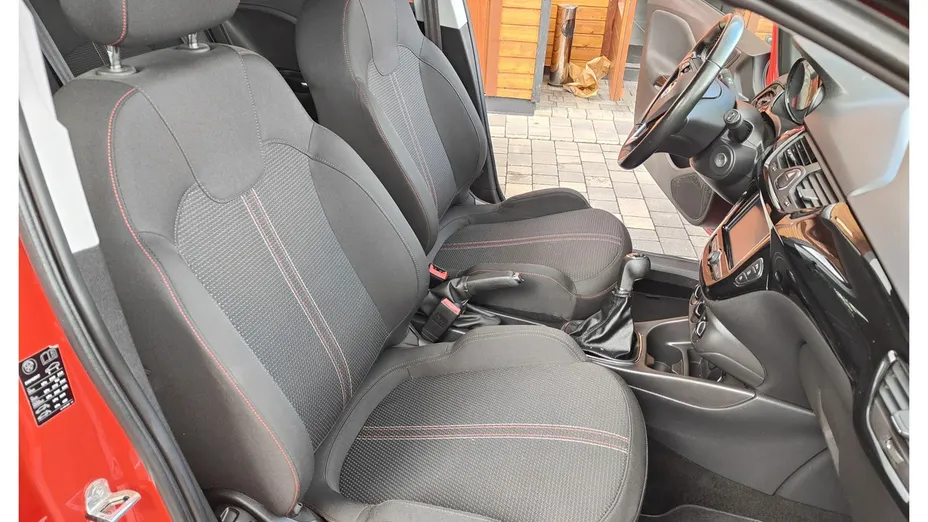 OPEL Corsa -