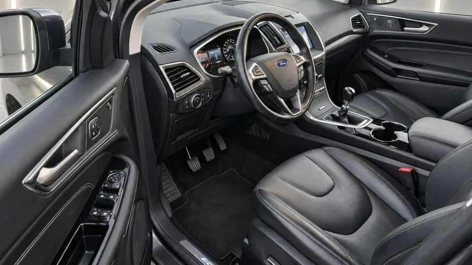 FORD Edge -