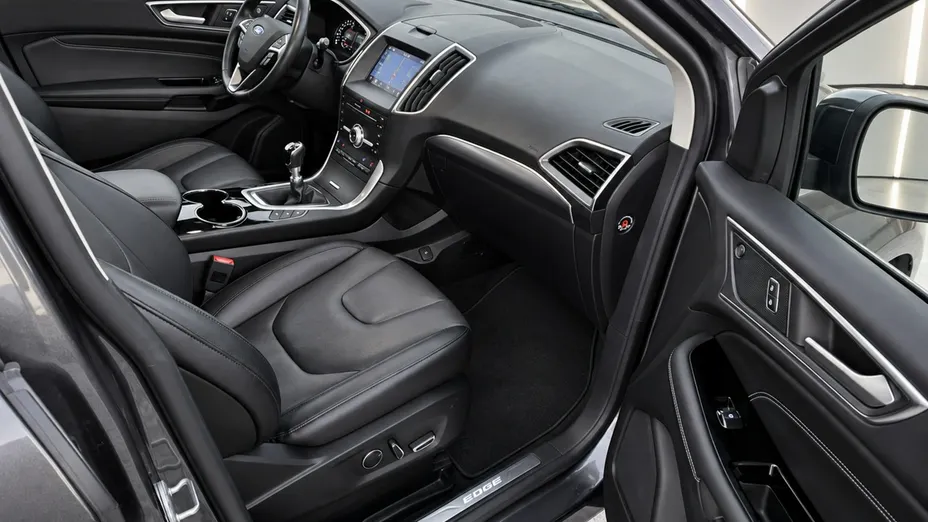 FORD Edge -