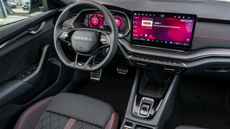 SKODA Octavia -