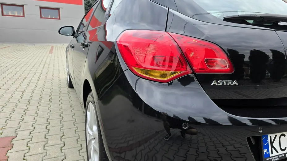 OPEL Astra -