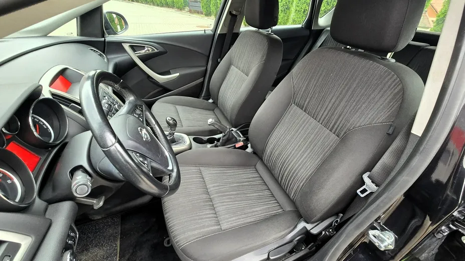 OPEL Astra -