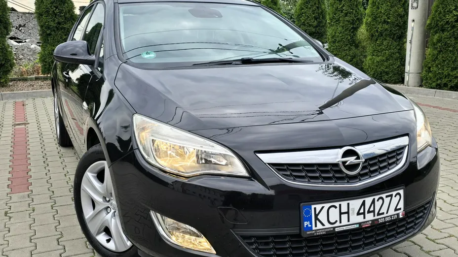 OPEL Astra -