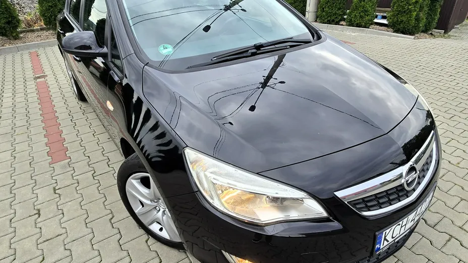 OPEL Astra -