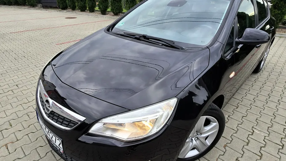 OPEL Astra -