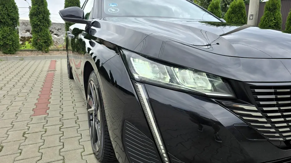 PEUGEOT 308 -