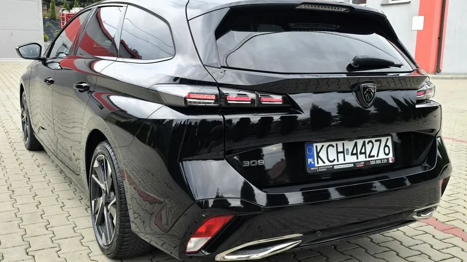 PEUGEOT 308 -