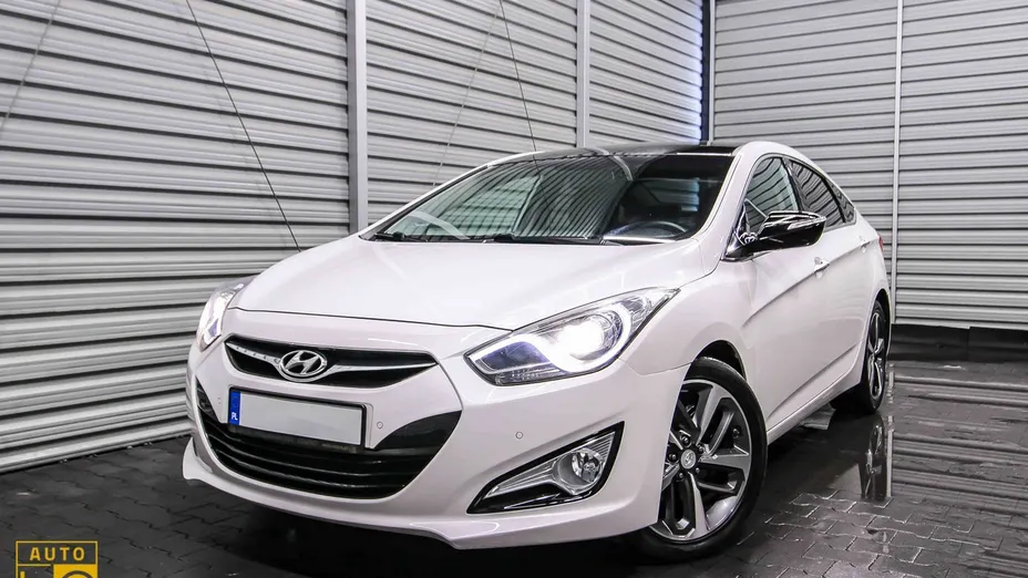 HYUNDAI i40 -