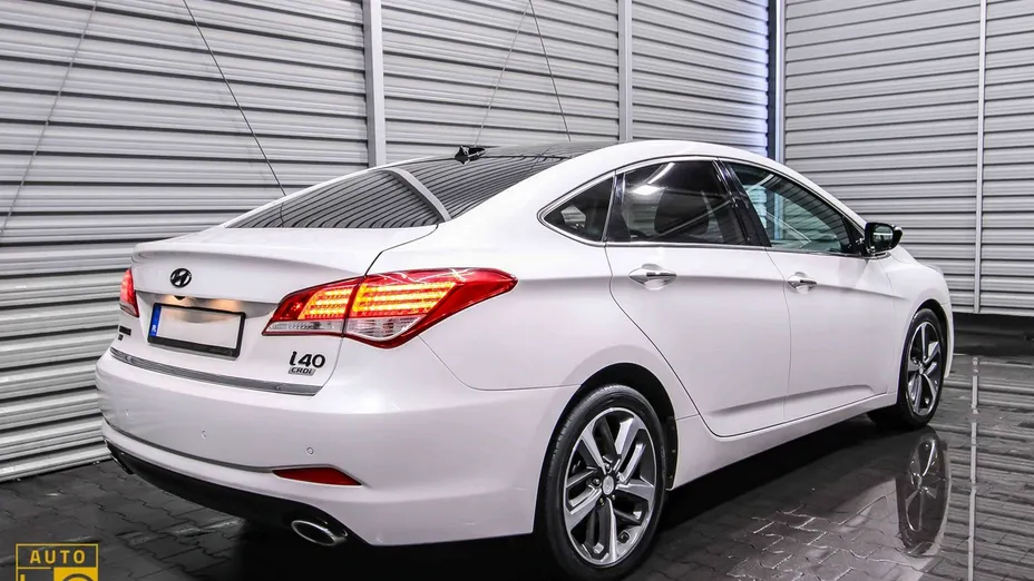HYUNDAI i40 -