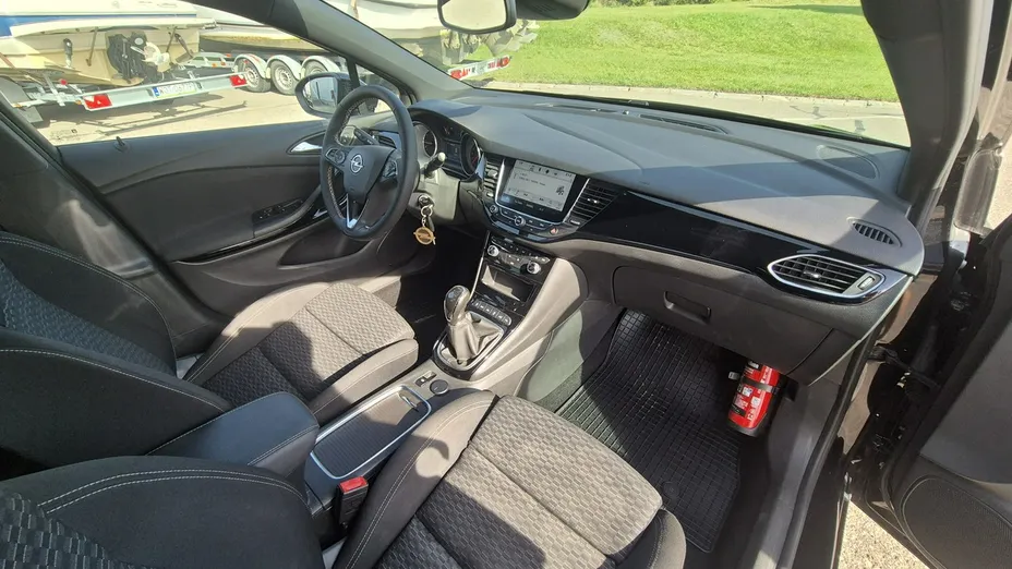 OPEL Astra -