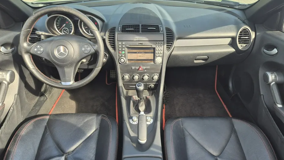MERCEDES-BENZ SLK -