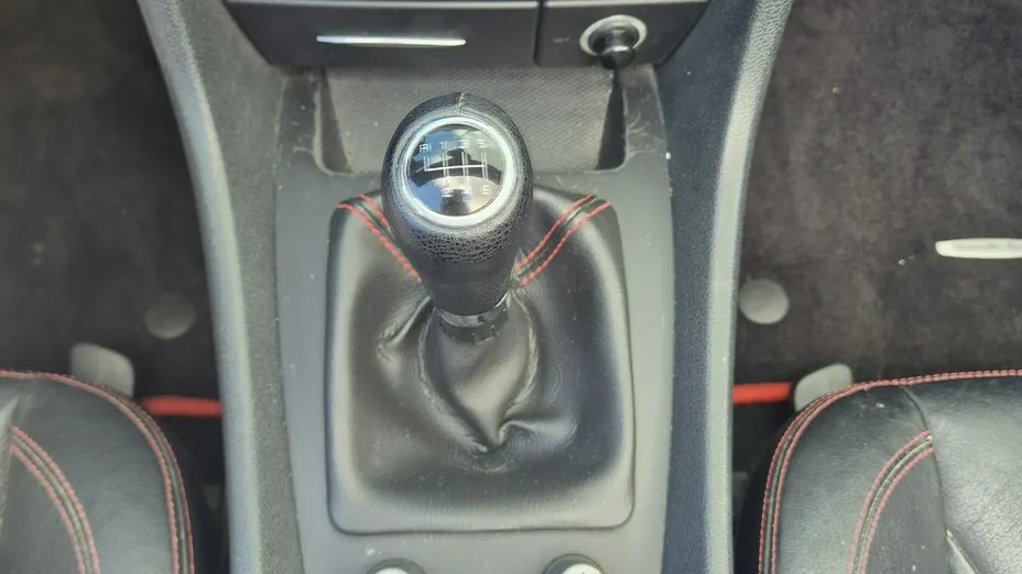 MERCEDES-BENZ SLK -