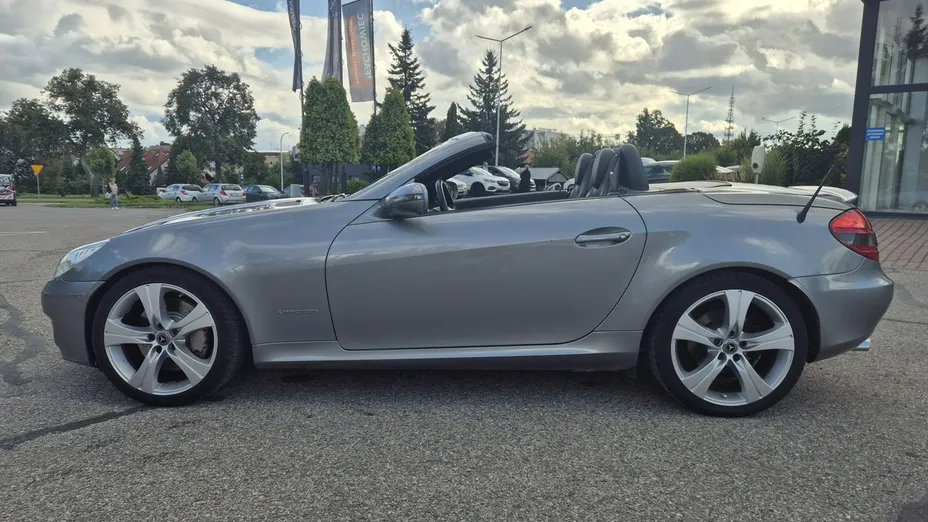 MERCEDES-BENZ SLK -