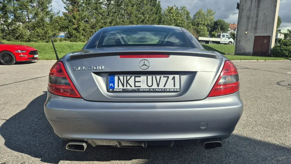 MERCEDES-BENZ SLK -