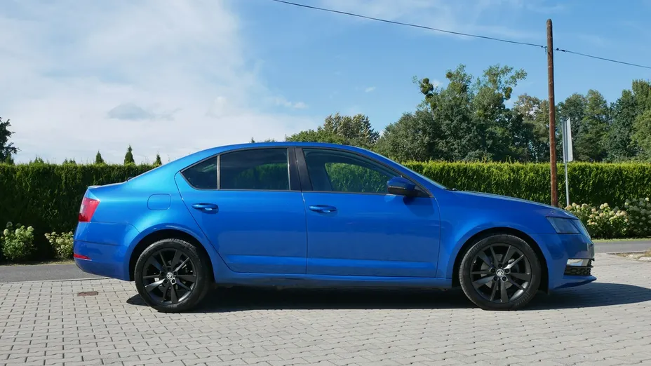 SKODA Octavia -