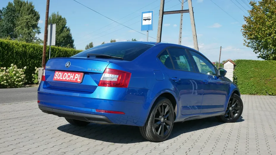 SKODA Octavia -
