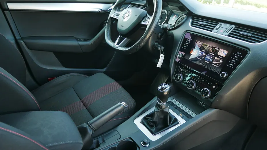 SKODA Octavia -