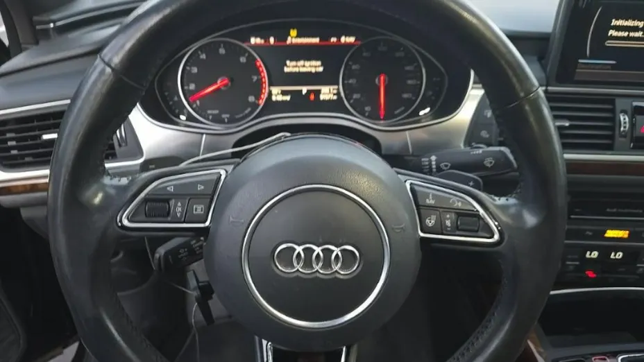 AUDI A6 -