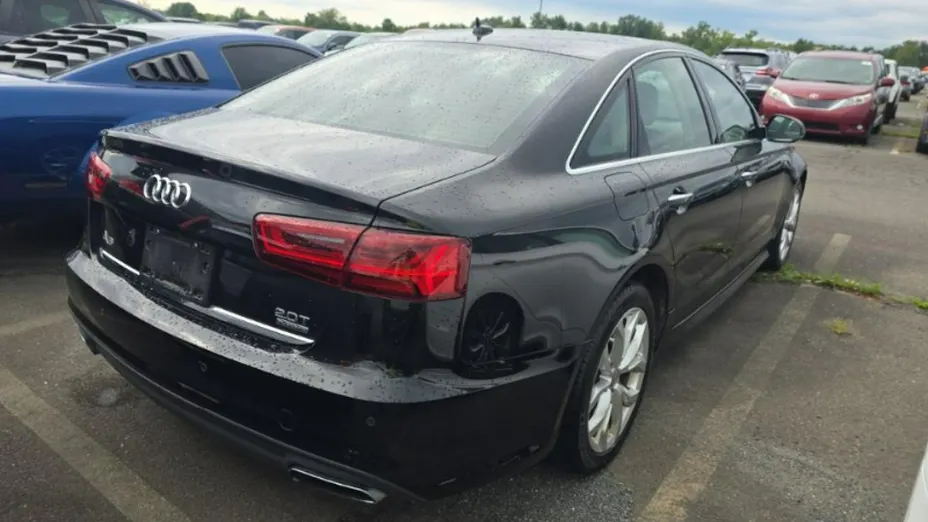 AUDI A6 -