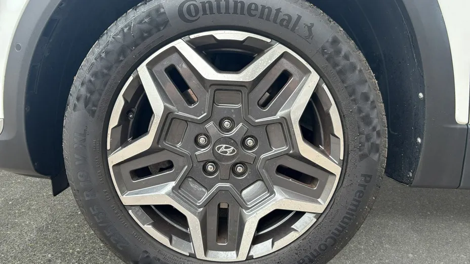 HYUNDAI Santa Fe -