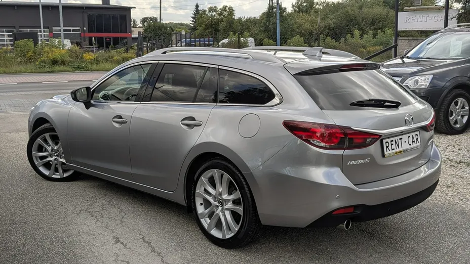 MAZDA 6 -
