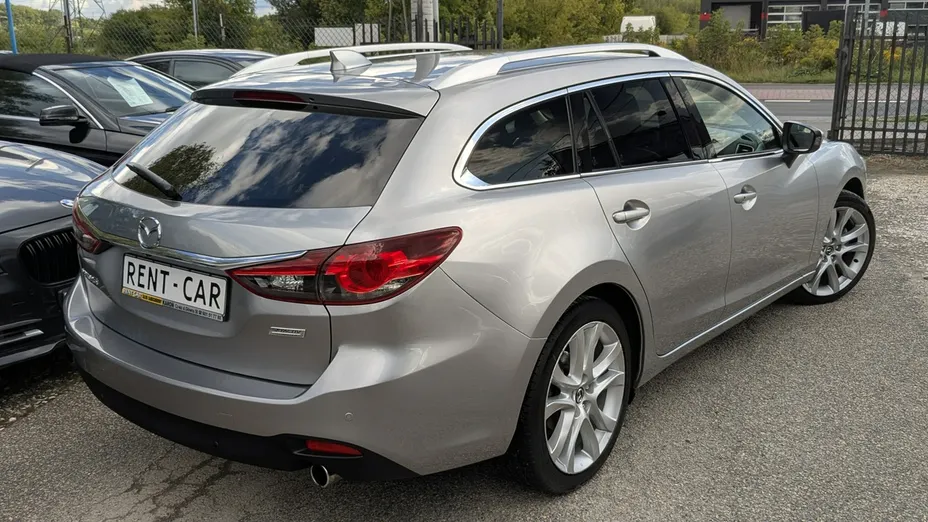 MAZDA 6 -