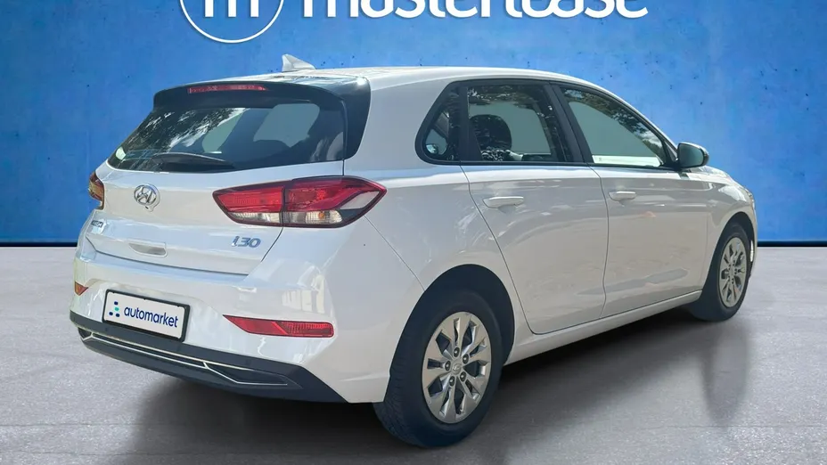 HYUNDAI i30 -