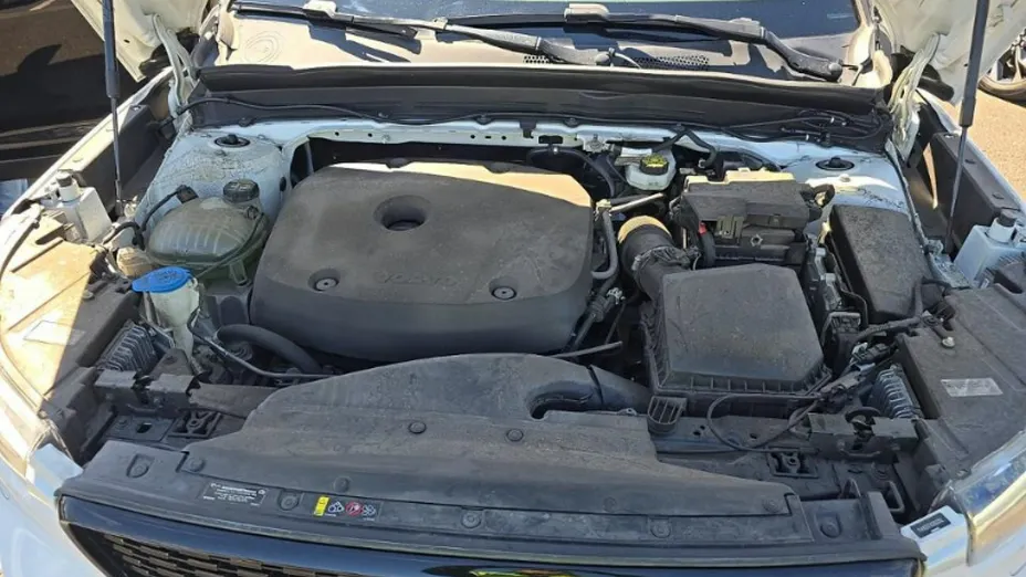 VOLVO XC40 -
