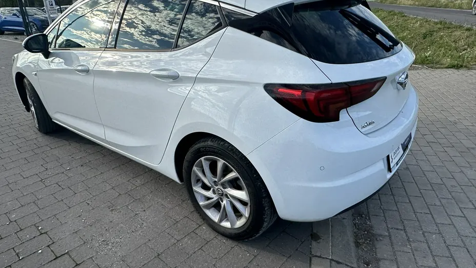 OPEL Astra -