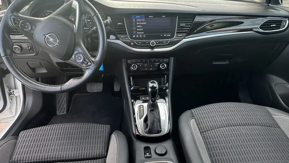 OPEL Astra -
