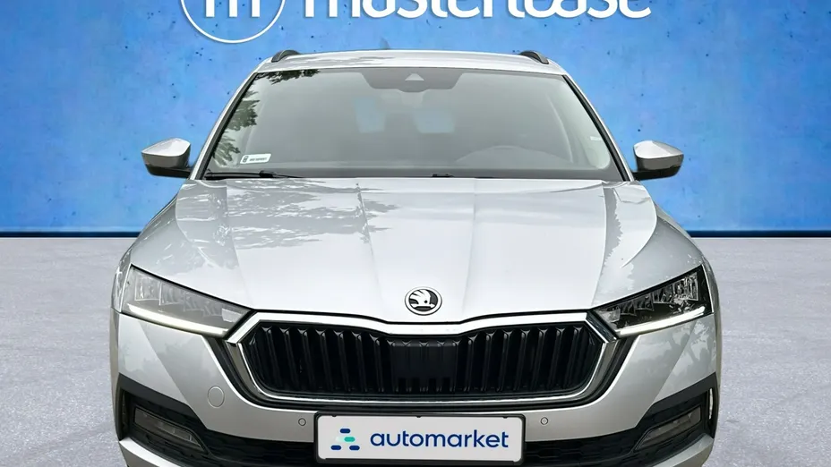 SKODA Octavia -