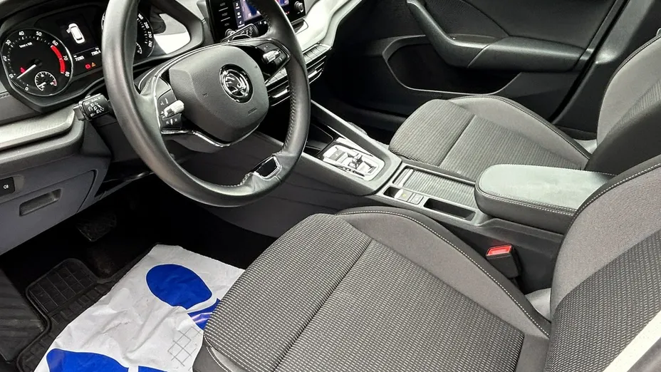 SKODA Octavia -