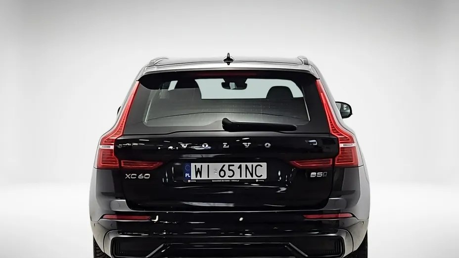 VOLVO XC60 -