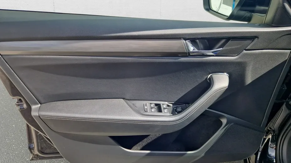 SKODA Superb -
