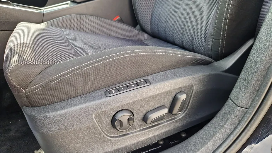SKODA Superb -